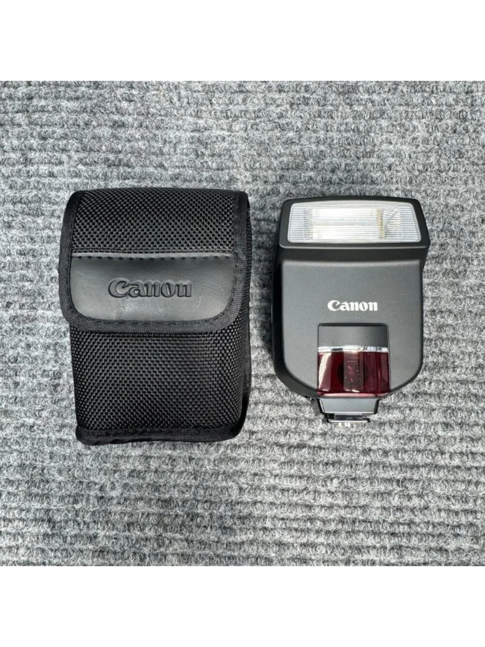 Canon Speedlite 220EX Shoe Mount External Flash w/ Soft Case Untested